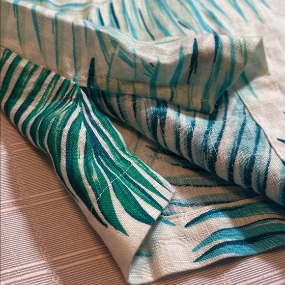 Tahari 100% Linen Boxy Blue and Green Leaf Print Blouse Button Up Back Women's L - Picture 7 of 7